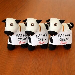 3 x Chick-fil-A Eat Mor Chikin Cow Plush 2017 Promo